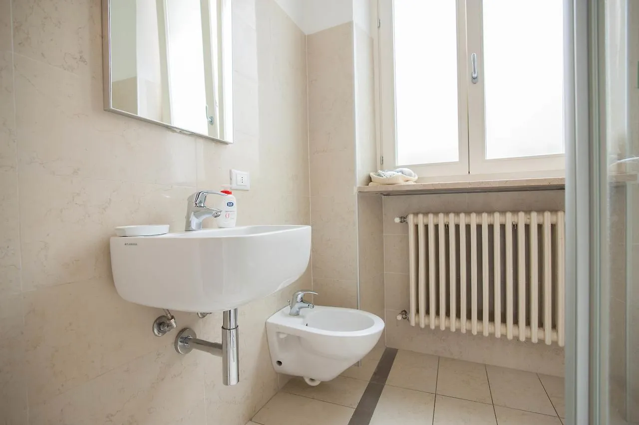 Residenza Casa Di Romeo Верона Апартаменты