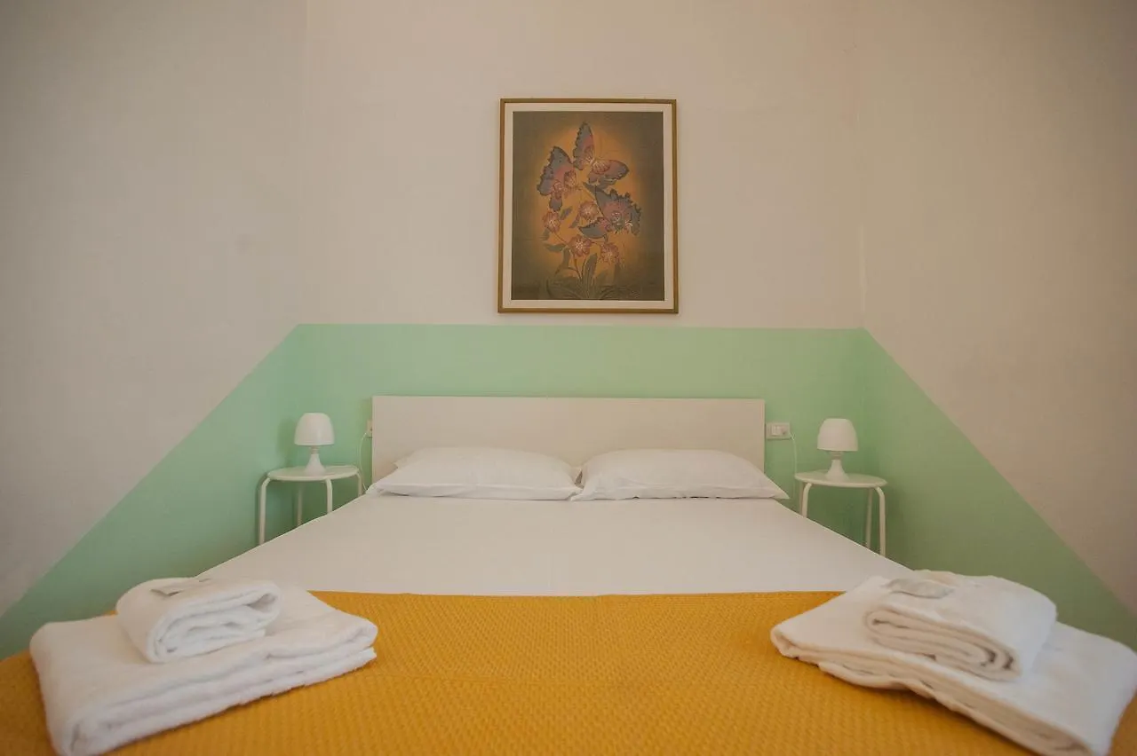 Residenza Casa Di Romeo Верона Италия