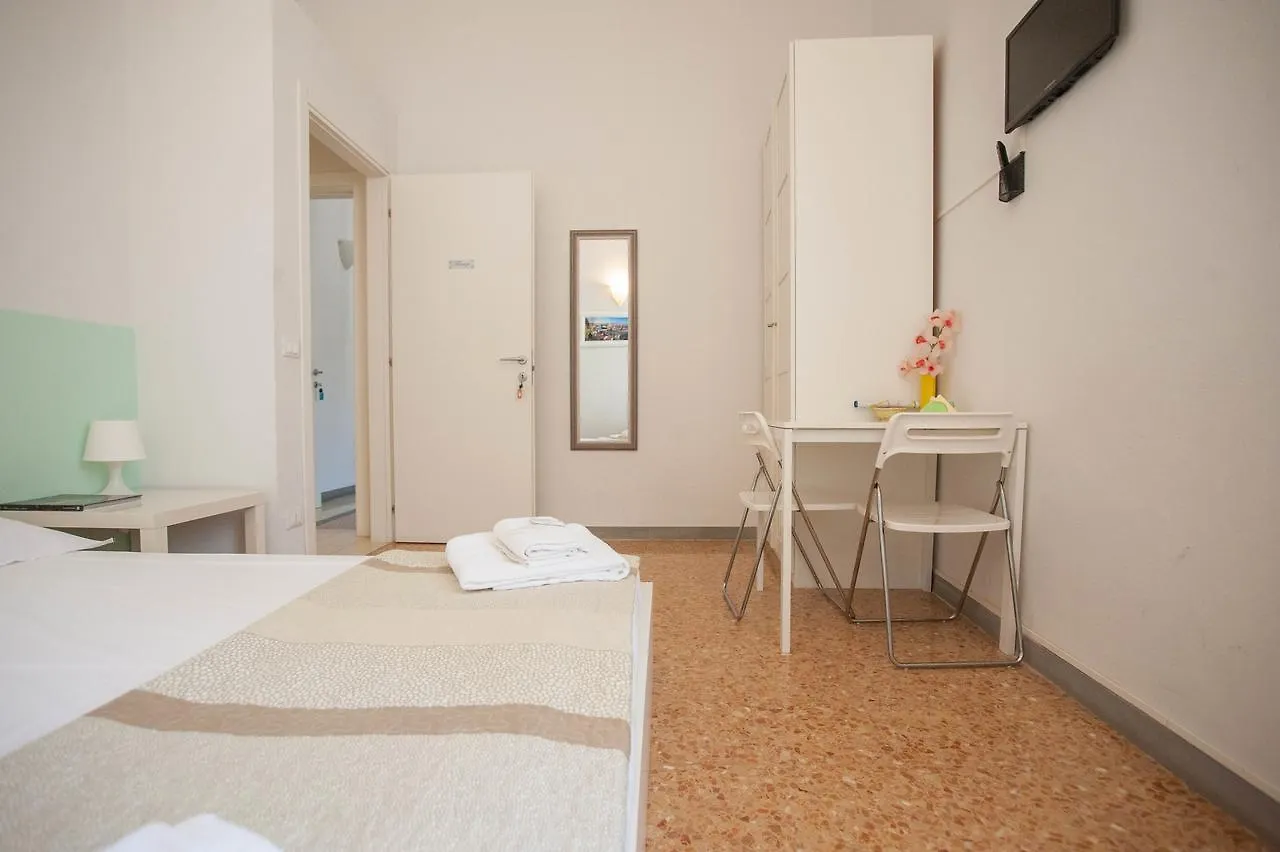 Residenza Casa Di Romeo Верона 0*,  Италия