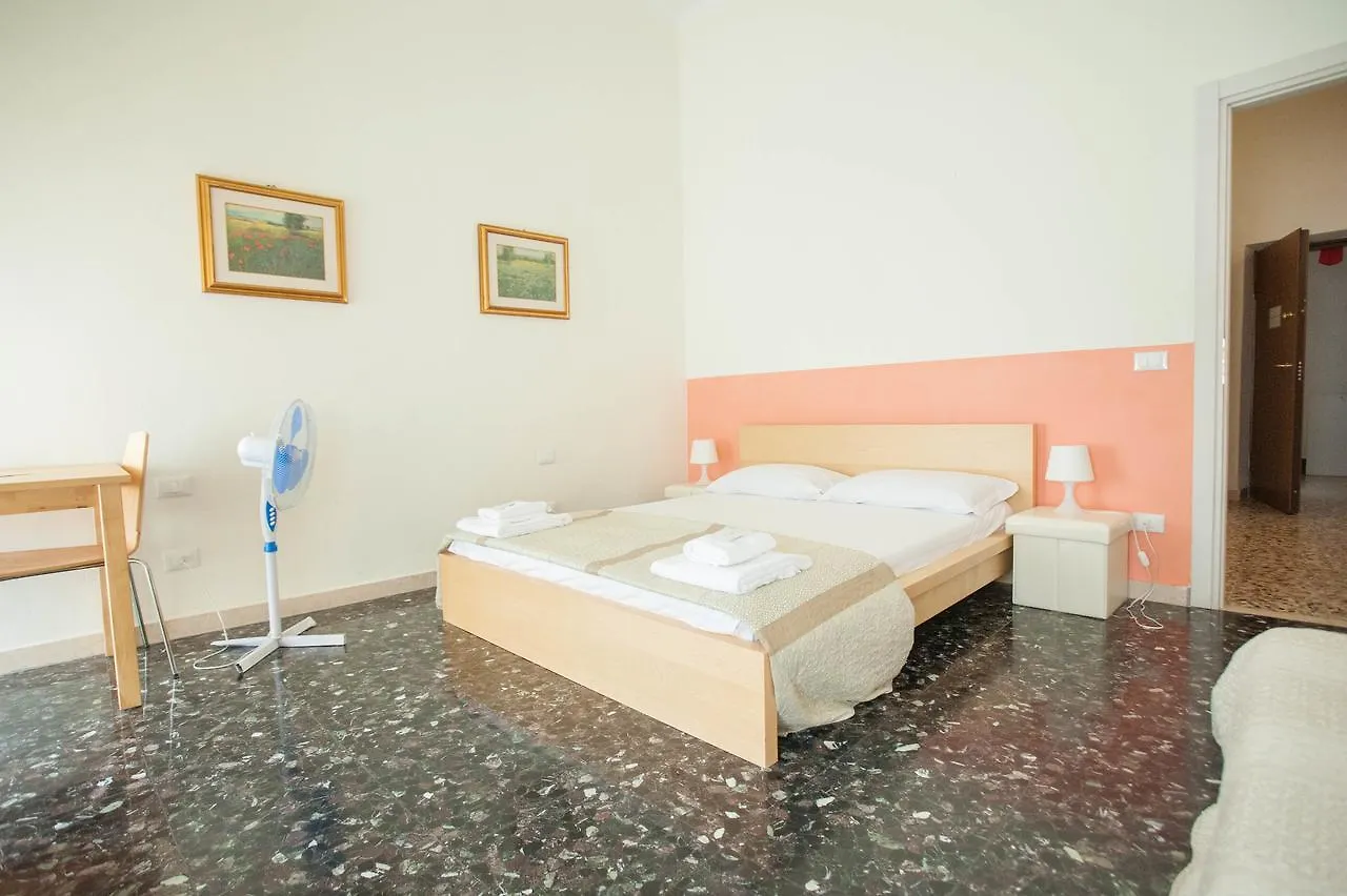 Residenza Casa Di Romeo Верона 0*,  Италия